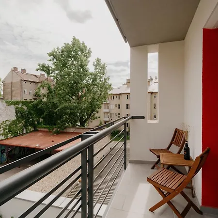 Oasis * Budapest