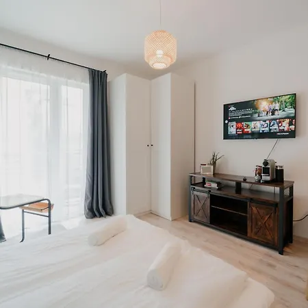 Oasis * Budapest